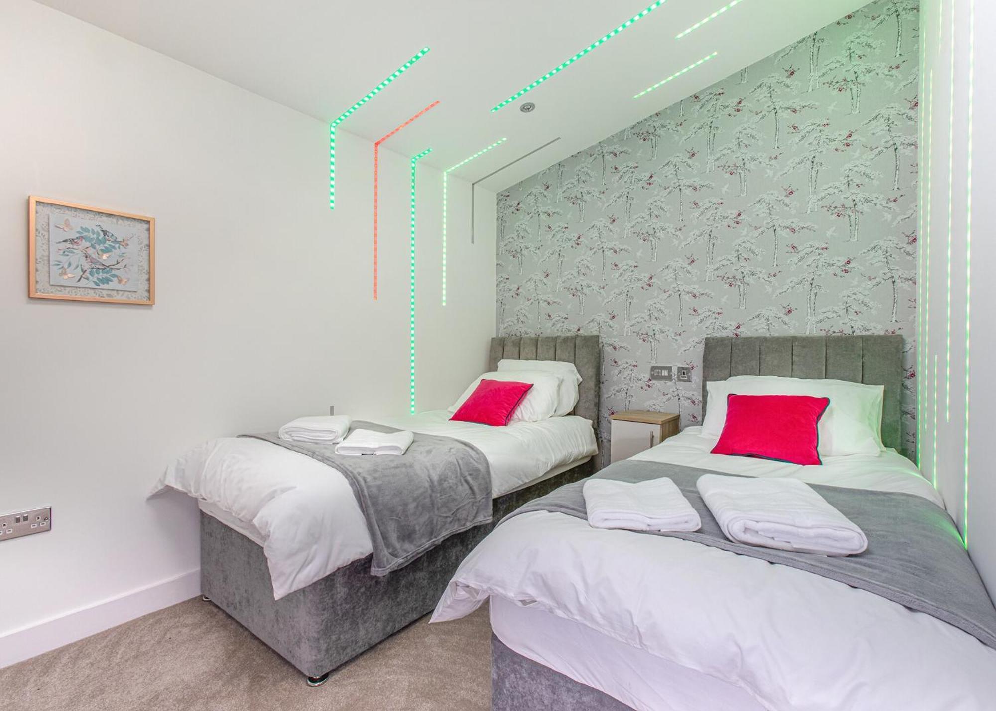 Noahs Retreat Hotel Laceby Room photo